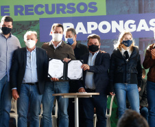 O governador Carlos Massa Ratinho Junior anunciou nesta quinta-feira (13) a liberação de R$ 57,6 milhões para execução de obras estruturantes em Arapongas, na Região Norte.  Foto: Jonathan Campos/AEN