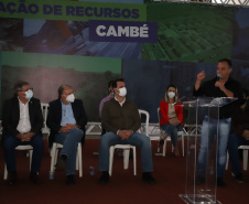 O município de Cambé, no Norte do Estado, vai receber 434 novas casas. O anúncio foi feito pelo governador Carlos Massa Ratinho Junior nesta quinta-feira (13) no mesmo evento que liberou R$ 3 milhões para o município. - Cambé, 13/05/2021  -  foto: Ari Dias/AEN