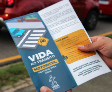 Curitiba, 13 de maio de 2021. Blitz educativa em alusão ao Maio Amarelo. 