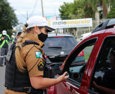 Curitiba, 13 de maio de 2021. Blitz educativa em alusão ao Maio Amarelo. 