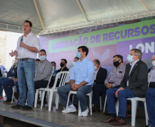 O governador Carlos Massa Ratinho Junior libera novos recursos para Londrina nesta sexta-feira (14), além de visitar as obras de construção da Cidade Industrial, que conta com investimento do Estado. Entre as iniciativas está a construção de um Condomínio do Idoso no município, dentro do programa Viver Mais Paraná.   14/05/2021 - Foto: Geraldo Bubniak/AEN