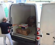 A Secretaria de Estado da Saúde (Sesa) iniciou nesta sexta-feira (14) a distribuição de mais 170.285 medicamentos elencados no chamado “kit de intubação” para pacientes internados com coronavírus. Ao todo 59 hospitais do Plano de Atendimento Covid-19 nas 22 Regionais de Saúde irão receber os medicamentos.Foto: Américo Antonio/SESA