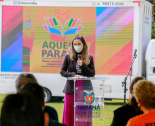 Uma cerimônia no jardim do Palácio Iguaçu, em Curitiba, realizada na manhã deste sábado (15), marcou a abertura oficial da 26ª edição da Marcha para Jesus. Ao lado de pastores de diferentes denominações religiosas da capital, o governador Carlos Massa Ratinho Junior e a primeira-dama Luciana Saito Massa acompanharam a solenidade, além de outras autoridades. O evento faz parte do Calendário Oficial do Estado. - Curitiba, 15/05/2021  -  Foto: Valdelino Pontes