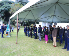 Uma cerimônia no jardim do Palácio Iguaçu, em Curitiba, realizada na manhã deste sábado (15), marcou a abertura oficial da 26ª edição da Marcha para Jesus. Ao lado de pastores de diferentes denominações religiosas da capital, o governador Carlos Massa Ratinho Junior e a primeira-dama Luciana Saito Massa acompanharam a solenidade, além de outras autoridades. O evento faz parte do Calendário Oficial do Estado. - Curitiba, 15/05/2021  -  Foto: José Fernando Ogura/AEN
