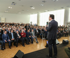 O governador Carlos Massa Ratinho Junior e a ministra da Agricultura, Pecuária e Abastecimento, Tereza Cristina, anunciam nesta terça-feira (15),  no Palácio Iguaçu, em Curitiba, a suspensão das campanhas de vacinação contra febre aftosa em rebanhos bovinos e de bufalinos no Paraná.  Curitiba, 14/10/2019 - Foto: Geraldo Bubniak/AEN