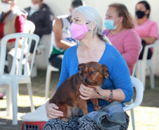Equipes do Programa Permanente de Castração de Cães e Gatos (CastraPet), da Secretaria de Estado do Desenvolvimento Sustentável e do Turismo (Sedest), concluíram neste sábado (29) a castração de 719 animais em Piraquara. O Município é um dos últimos do ciclo que encerra no final de junho, com atendimento em 45 localidades e 15 mil pets castrados.  -  Piraquara, 29/05/2021  - Foto: Alessandro Vieira/AEN