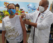 REGIONAL DE SAÚDE DE  CASCAVEL -  O feriado prolongado de Corpus Christi está sendo de vacinação em municípios de muitas Regionais de Saúde do Paraná, dando sequência à imunização contra a Covid-19 nos grupos prioritários