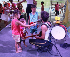 A Coordenação de Ação Social (CAC) da Superintendência-Geral da Cultura promove na quarta-feira (16), a partir das 17 horas, uma live sobre o programa de fomento Paraná Cultural. Estarão ao vivo no canal do YouTube Cultura Paraná Mariana Bernal e Priscila Pacheco, respectivamente coordenadora e técnica da CAC. A transmissão terá a abertura da superintendente-geral da Cultura, Luciana Casagrande Pereira.  -  Foto: SECC
