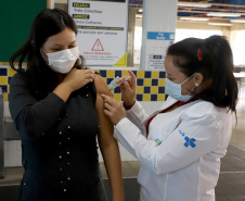  Paraná tem o maior número de vacinas aplicadas em sete semanas 
. Foto: Ari Dias/AEN