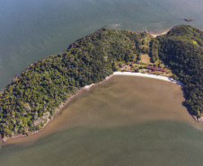 Ilha das Cobras começa a mudar de cara para receber a Escola do Mar
. Foto: José Fernando Ogura/AEN