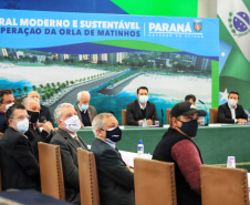 O governador Carlos Massa Ratinho Junior lançou nesta segunda-feira (21), no Palácio Iguaçu, o edital de licitação da primeira fase das obras de recuperação da orla de Matinhos, no Litoral do Paraná.  -  Curitiba, 21/06/2021  -  Foto: José Fernando Ogura/AEN