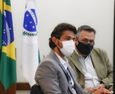 O governador Carlos Massa Ratinho Junior se reuniu nesta segunda-feira (21), por videoconferência, com a diretoria do Banco Mundial (BIRD) para alinhar as etapas de contratação de uma linha de crédito no valor de US$ 130 milhões (R$ 654 milhões na cotação atual). Foto: Jonathan Campos/AEN