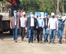 Visita técnica da comitiva formada por membros do Ministério da Infraestrutura, do Ministério da Economia e da Secretaria de Infraestrutura e Logística  e da Nova Ferroeste em Foz do Iguaçu  -  Foz do Iguaçu, 24/06/2021  -  Foto: Alessandro Vieira/AEN