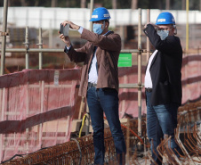 Visita técnica da comitiva formada por membros do Ministério da Infraestrutura, do Ministério da Economia e da Secretaria de Infraestrutura e Logística  e da Nova Ferroeste em Foz do Iguaçu  -  Foz do Iguaçu, 24/06/2021  -  Foto: Alessandro Vieira/AEN