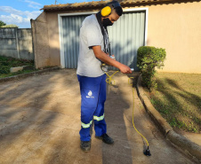 A Sanepar está realizando, em Ponta Grossa, um trabalho preventivo à procura de vazamentos ocultos nas redes de distribuição de água da região Central da cidade. O trabalho faz parte da rotina dos serviços da Companhia e deverá ser intensificado pelo menos até o fim da próxima semana, com equipes trabalhando a partir das 22 horas ou após a diminuição dos ruídos ocasionados pelo fluxo de veículos.  -  Ponta Grossa, 25/06/2021  -  Foto: Sanepar
