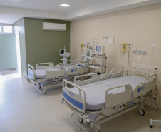 Todos os hospitais, com ou sem vínculo contratutal com o SUS, devem registrar atendimentos a pacientes suspeitos ou confirmados com a Covid-19 na Central de Acesso à Regulação do Paraná (Care).  Foto: Gilson Abreu/AEN