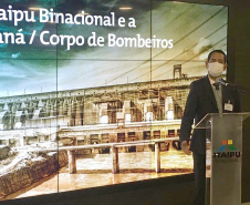 O secretário da Segurança Pública do Paraná, Romulo Marinho Soares, assinou nesta segunda-feira (28/06), em Foz do Iguaçu, convênio com a Itaipu Binacional no valor de R$ 5 milhões.
Foto: SESP