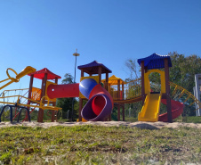 JUSSARA  -  O projeto Parques Urbanos do Paraná é o maior do Brasil, afirmou o secretário estadual do Desenvolvimento Sustentável e do Turismo, Márcio Nunes. Ele esteve nesta semana na região Noroeste para acompanhar as obras de quatro Parques Urbanos. São áreas de fundo de vale que serão recuperadas e reaproveitadas como espaços de lazer e turismo aos moradores, aliado à preservação ambiental.   -  02/07/2021  -  Foto: Divulgação SEDEST