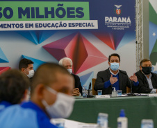 Governador  Carlos Massa Ratinho Junior assina liberação em investimentos em educação especial.
Foto Gilson Abreu/AEN
