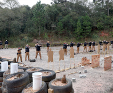Academia Policial Militar ministra curso de aperfeiçoamento para 60 oficiais da PMPR. 
Foto: Ari Dias/AEN