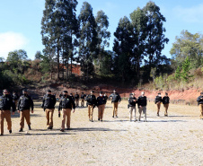 Academia Policial Militar ministra curso de aperfeiçoamento para 60 oficiais da PMPR. 
Foto: Ari Dias/AEN