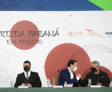 Governador Carlos Massa Ratinho Junior durante solenidade de lançamento nesta quinta-feira (08) no Palácio Iguaçu da campanha Torcida Paraná em Tóquio. O Estado terá a maior delegação de atletas da história do Paraná está na fase final de preparação para os Jogos Olímpicos e Paralímpicos Tóquio-2020 com 35 atletas.  -  Curitiba, 08/07/2021  -  Foto: Jonathan Campos/AEN