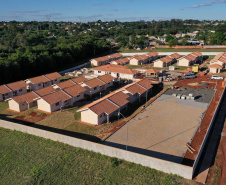 O Governo do Paraná é atualmente o Estado com a maior parceria com a União em projetos de habitação de interesse social. A marca foi alcançada a partir do lançamento da nova modalidade do programa Casa Fácil, voltado à concessão de subsídios a 30 mil famílias em imóvel financiados pela Caixa Econômica Federal e construídos pela iniciativa privada. (Foto: Alessandro Vieira/AEN)