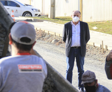 O secretário estadual do Desenvolvimento Urbano e de Obras Públicas, João Carlos Ortega, vistoria obras no município de Fazenda Rio Grande  -  Curitiba, 08/07/2021  -  Foto: Gustavo Pontes