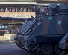 “O Paraná tem o melhor projeto para o Exército”, diz governador sobre Escola de Sargentos

Foto: Gilson Abreu/AEN