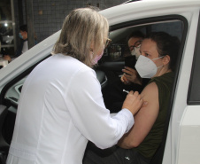 Paraná é o 3º estado que mais aplicou vacinas contra a Covid-19 na população em geral
Foto: SESA/Regionais de Saude
