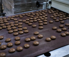 CHOCOLATE - Em Colombo, na Região Metropolitana de Curitiba, a Barion atua no mercado de doces há mais de 60 anos.  -  Curitiba, 26/05/2021 -  Foto: José Fernando Ogura/AEN