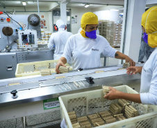 CHOCOLATE - Em Colombo, na Região Metropolitana de Curitiba, a Barion atua no mercado de doces há mais de 60 anos.  -  Curitiba, 26/05/2021 -  Foto: José Fernando Ogura/AEN