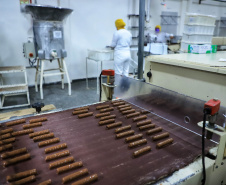 CHOCOLATE - Em Colombo, na Região Metropolitana de Curitiba, a Barion atua no mercado de doces há mais de 60 anos.  -  Curitiba, 26/05/2021 -  Foto: José Fernando Ogura/AEN