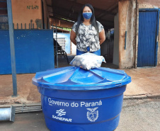 O projeto Caixa d'Água Boa, desenvolvido pela Secretaria de Justiça, Família e Trabalho (Sejuf) em parceria com a Sanepar, chegou nesta semana a mais 875 famílias em situação de vulnerabilidade social em 33 municípios do Paraná.  -  Foto: Sanepar