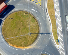 Novo viaduto melhora mobilidade na BR-277 e traz mais segurança a moradores de Campo Largo. A obra foi inaugurada oficialmente nesta quarta-feira (14) pelo governador Carlos Massa Ratinho Junior.  -  Curitiba, 14/07/2021  -  foto: Rodrigo Félix Leal