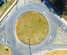 Novo viaduto melhora mobilidade na BR-277 e traz mais segurança a moradores de Campo Largo. A obra foi inaugurada oficialmente nesta quarta-feira (14) pelo governador Carlos Massa Ratinho Junior.  -  Curitiba, 14/07/2021  -  foto: Rodrigo Félix Leal