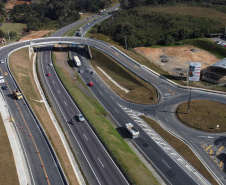 Nova interseção do Jardim Guarany, no km 104 da BR-277, em Campo LargoFoto: Jonathan Campos/AEN