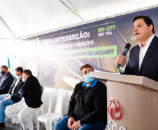 Novo viaduto melhora mobilidade na BR-277 e traz mais segurança a moradores de Campo Largo. A obra foi inaugurada oficialmente nesta quarta-feira (14) pelo governador Carlos Massa Ratinho Junior. Na foto, o secretário estadual da Infraestrutura e Logística, Sandro Alex   -  Curitiba, 14/07/2021  -  foto: Rodrigo Félix Leal