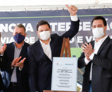 Novo viaduto melhora mobilidade na BR-277 e traz mais segurança a moradores de Campo Largo. A obra foi inaugurada oficialmente nesta quarta-feira (14) pelo governador Carlos Massa Ratinho Junior.  -  Curitiba, 14/07/2021  -  foto: Rodrigo Félix Leal