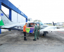 Em seis meses entregando vacinas para todo o Paraná, aeronaves da Casa Militar somam onze dias em horas de voo-  Foto: José Fernando Ogura/AEN