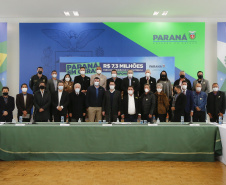 Governador Carlos Massa Ratinho Junior, durante solenidade assinatura de ordem serviços para construção da Cadeia Pública e pavimentação de estradas rurais em Arapongas -  Curitiba, 19/07/2021  -  Foto: Jonathan Campos/AEN