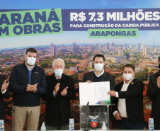 Governador Carlos Massa Ratinho Junior, durante solenidade assinatura de ordem serviços para construção da Cadeia Pública e pavimentação de estradas rurais em Arapongas -  Curitiba, 19/07/2021  -  Foto: Jonathan Campos/AEN