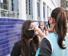 Os estudantes da rede pública estadual retornam às aulas nesta quarta-feira (21) em todo o Paraná para o início do segundo semestre, dando continuidade às atividades do segundo trimestre letivo, conforme o calendário escolar da Secretaria de Estado da Educação e do Esporte (Seed-PR).  -  Curitiba, 20/07/2021  -  Foto: Silvio Turra/Seed