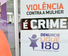 No Dia Estadual do Combate ao Feminicídio no Paraná, celebrado em 22 de julho, a Secretaria da Justiça, Família e Trabalho, através do Departamento de Garantia dos Direitos da Mulher, vai reforçar ações voltadas para combater esse crime.  - Foto: Aliocha Mauricio/Arquivo SEJUF