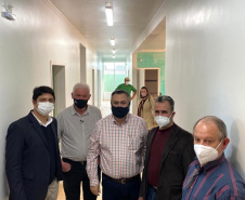 O secretário de Estado da Saúde, Beto Preto, acompanhou a vacinação contra a Covid-19 no município de Guaíra, na região Oeste, nesta quarta-feira (21).  -  Guaíra, 21/07/2021  -  Foto: Gustavo Marçal/SESA
