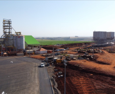 O governador do Paraná em exercício, Darci Piana, visita a Cooperativa Agroindustrial Lar neste domingo (25), no Complexo Industrial de Bom Jesus, que acaba de concluir a primeira etapa das obras.   Foto:  Ari Dias/AEN