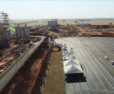 O governador do Paraná em exercício, Darci Piana, visita a Cooperativa Agroindustrial Lar neste domingo (25), no Complexo Industrial de Bom Jesus, que acaba de concluir a primeira etapa das obras.   Foto:  Ari Dias/AEN