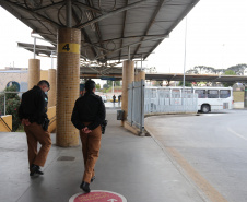 Roubos nos ambientes de transporte coletivo caem 48,6% no Paraná e mais da metade somente na Capital no primeiro semestre
Foto:PMPR