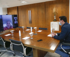 O governador Carlos Massa Ratinho Junior reforçou nesta terça-feira (27) o compromisso do Estado em atender a população paranaense, especialmente a parcela mais vulnerável, durante a massa de ar polar prevista para atingir a Região Sul nos próximos dias. Foto: Jonathan Campos/AEN