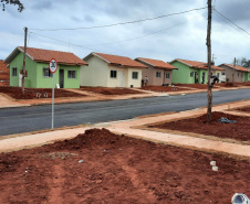 O Residencial Ibicatu, novo empreendimento habitacional em Centenário do Sul com 30 moradias, está em fase final de construção. O projeto recebeu R$ 1,7 milhão de investimento do Governo do Estado e atenderá famílias em situação de vulnerabilidade social da cidade, na região Norte do Paraná. (Foto: Ivone/Cohapar)